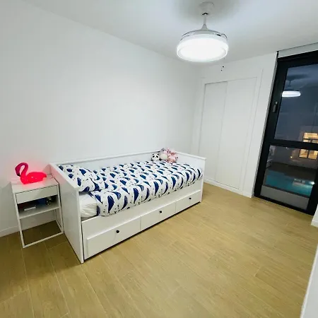 Luxury Family-friendly *